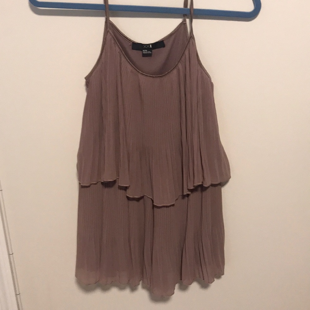Pleated top